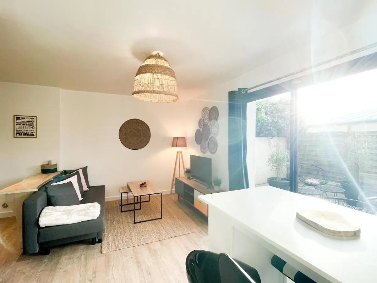 Jacuzzi Au Cocon Brestois Apartment France